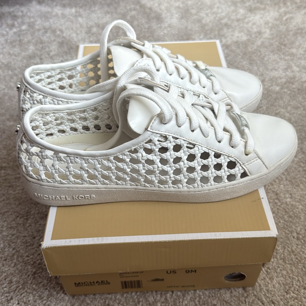 Michael Kors White Lace-Up Sneakers - Picture 3 of 7